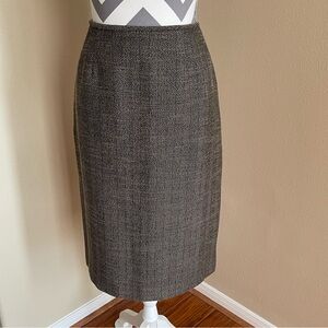 Collections - Classic Black & Brown Skirt - Size: 8